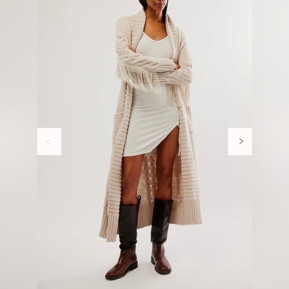 Understated Leather Rodeo Robe - Picture 2 of 7